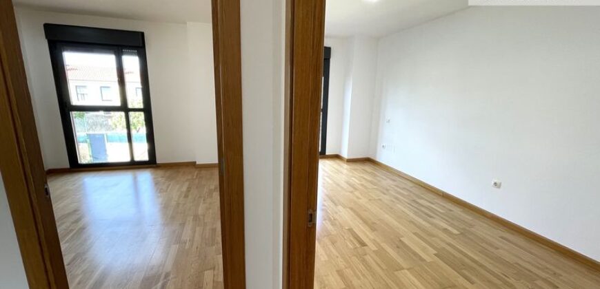 CHALET ADOSADO EN VENTA EN SALAMANCA