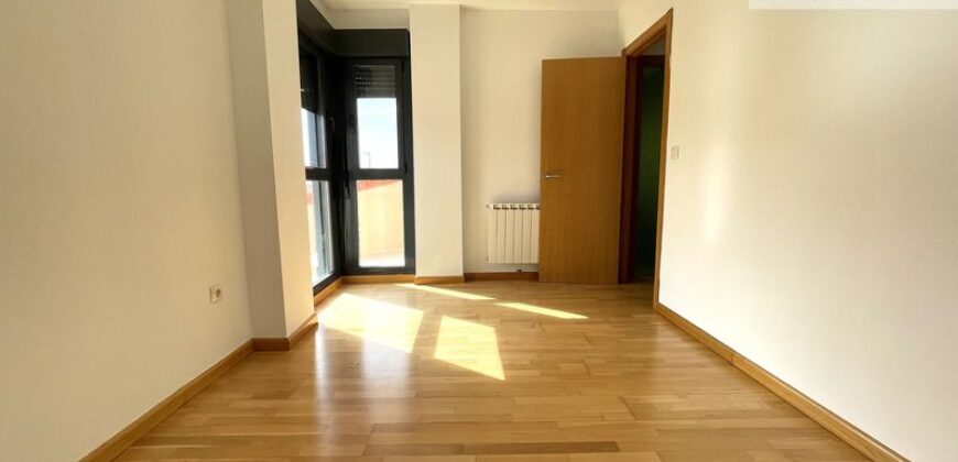 CHALET ADOSADO EN VENTA EN SALAMANCA
