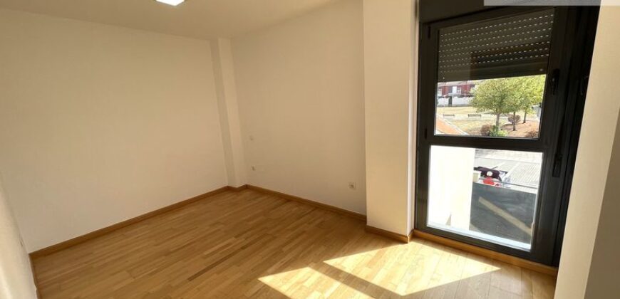 CHALET ADOSADO EN VENTA EN SALAMANCA