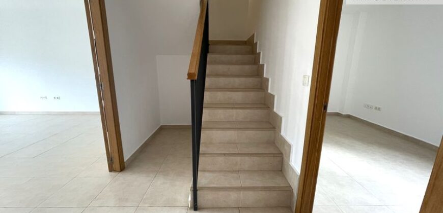 CHALET ADOSADO EN VENTA EN SALAMANCA