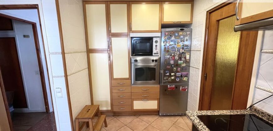 CHALET CON VISTAS AL EMBALSE