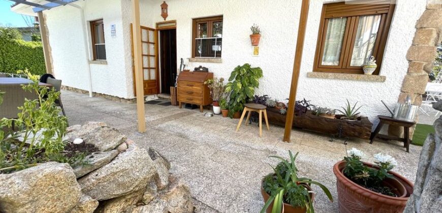 CHALET CON VISTAS AL EMBALSE