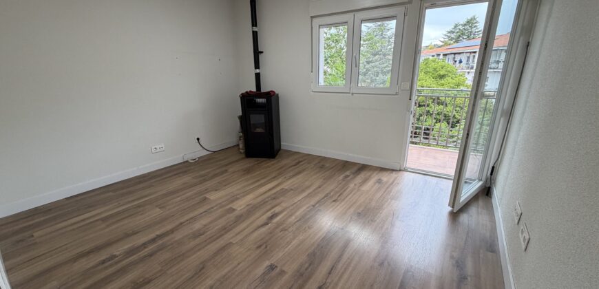 PISO EN VENTA CON VISTAS A LA MONTAÑA